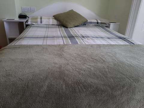 Room 3, Double, 1st Floor | Free WiFi, bed sheets