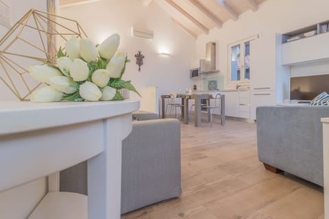 Apartment, 2 Bedrooms | Living area | TV