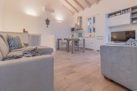 Apartment, 2 Bedrooms | Living area | TV