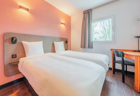 Twin Room | Premium bedding, memory foam beds, desk, free WiFi