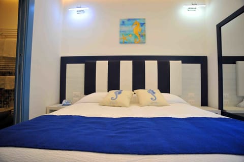 Comfort Double or Twin Room, 1 Queen Bed, Garden View | In-room safe, desk, rollaway beds, free WiFi