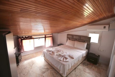 Economy Loft | Free WiFi, bed sheets