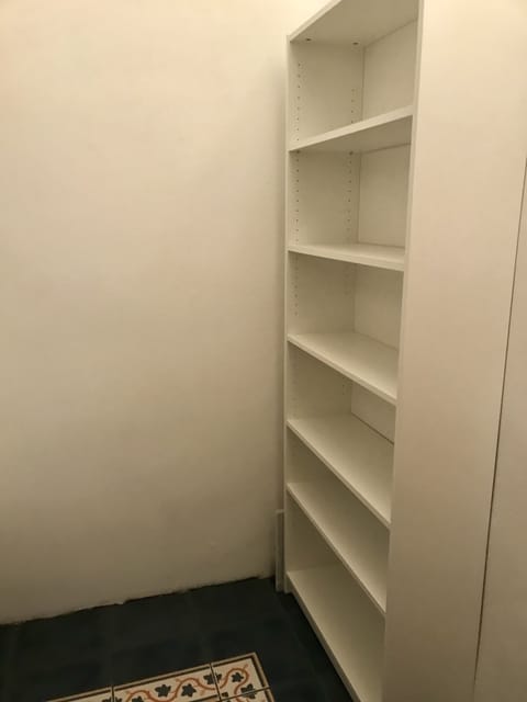 House | Room amenity