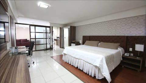 Suite, 1 Double Bed (Master) | Minibar, in-room safe, free WiFi, bed sheets