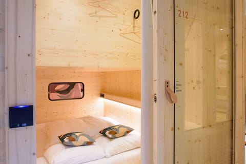 Double Unit Pod in Shared Dormitory (16 pods) | Hypo-allergenic bedding, in-room safe, soundproofing, free WiFi
