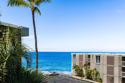 Condo, 1 Queen Bed with Sofa bed (Alii Villas 340) | Property grounds