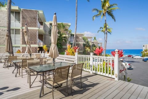 Condo, 1 Queen Bed with Sofa bed (Alii Villas#340 Top floor with Ocean ) | Property grounds