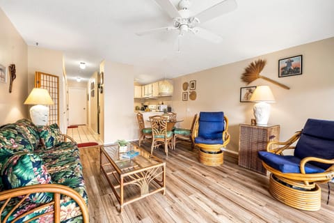 Condo, 1 Queen Bed with Sofa bed (Kona Isle B31) | Living area | TV