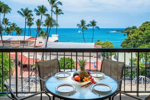 Condo, 1 King Bed (Kona Plaza#402) | Outdoor dining