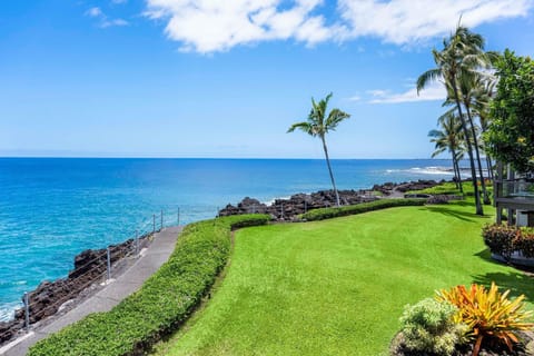 Condo, 1 Queen Bed (Keauhou Kona Surf & Racquet Club 3202) | Property grounds