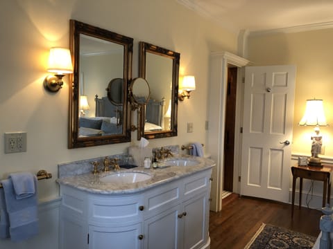 Adams Suite | Bathroom | Rainfall showerhead, designer toiletries, hair dryer, bathrobes