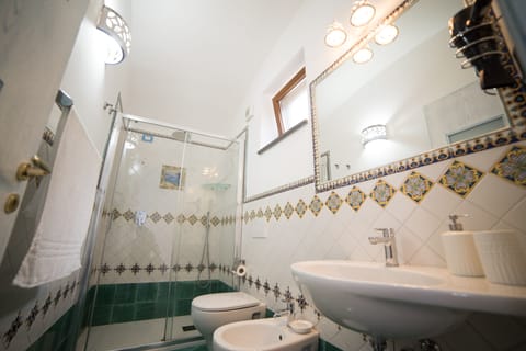 Double Room, Sea View (Fenile 1) | Bathroom shower