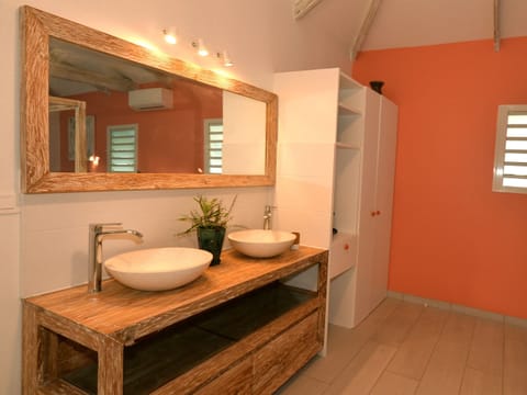 Honeymoon Bungalow, Private Bathroom, Pool View (Baie Rose) | Bathroom | Free toiletries, hair dryer, towels, soap