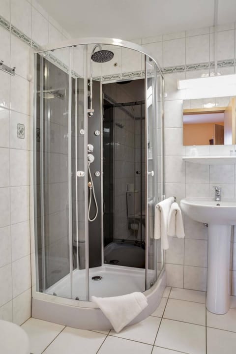 Free toiletries, hair dryer, towels