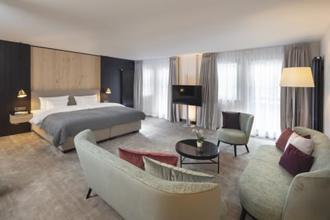 Juniorsuite Stammhaus, teilweise Balkon | Hypo-allergenic bedding, minibar, in-room safe, desk