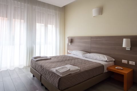 Superior Suite, Private Bathroom, City View | Minibar, in-room safe, individually furnished, desk