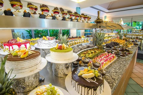 4 restaurants, breakfast, lunch, dinner served; international cuisine