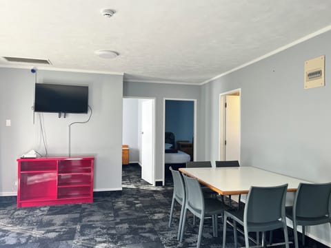 Two Bedroom Apartment | Iron/ironing board, free WiFi, bed sheets