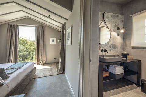 Design Villa, 1 King Bed, Garden View | 1 bedroom, premium bedding, pillowtop beds, minibar