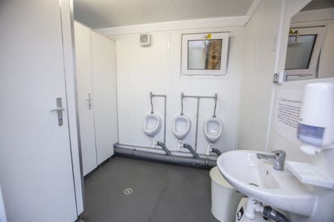 Standard Dome | Bathroom | Shower, free toiletries, hair dryer, bathrobes