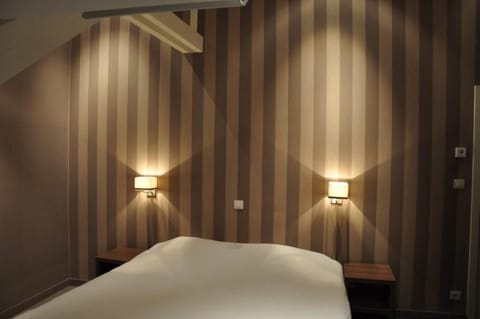 Comfort Double Room | Desk, free WiFi, bed sheets