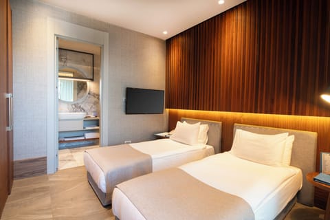 Family Double Room, 2 Bedrooms | Premium bedding, minibar, in-room safe, desk