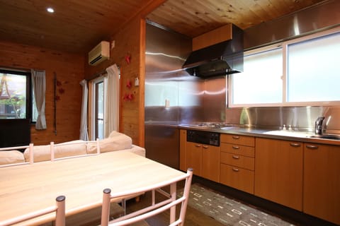 Cabin, 2 Bedrooms | In-room dining