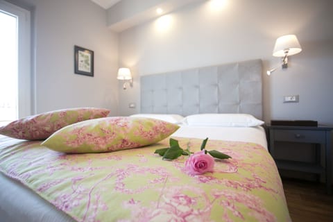 Standard Double Room, Terrace, Sea View (Duca Boemondo) | In-room safe, free WiFi, bed sheets