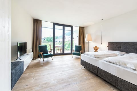 Residence in die Aussicht | Hypo-allergenic bedding, memory foam beds, minibar, in-room safe