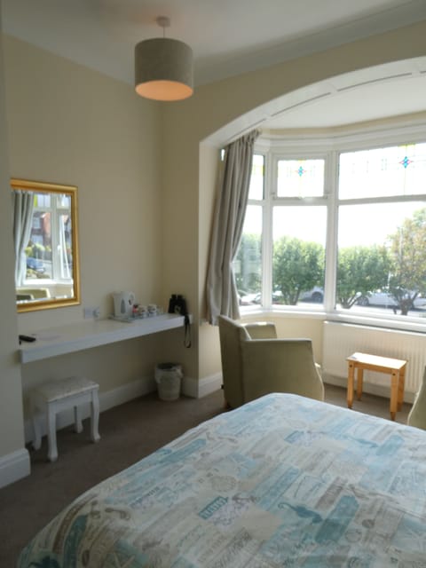 Premier Double Room, Sea View | Free WiFi, bed sheets