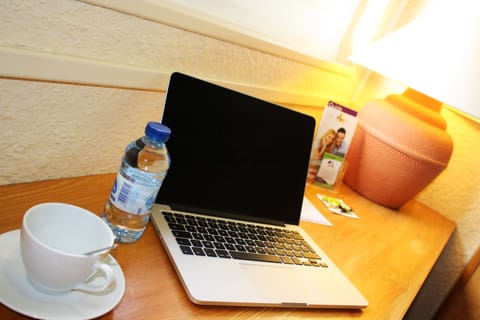 In-room business center