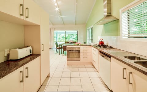 Villa, 3 Bedrooms, Beachside | Private kitchen | Full-size fridge, microwave, stovetop, coffee/tea maker