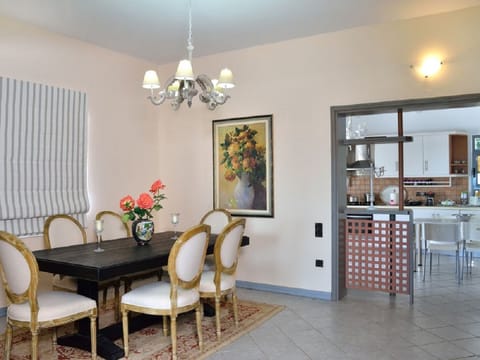 Villa, 3 Bedrooms | Living area | Flat-screen TV