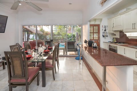 Deluxe Villa, 4 Bedrooms, Private Pool, Garden View | Private kitchen | Full-size fridge, microwave, oven, stovetop