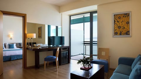 Presidential Suite, Sea View | Minibar, in-room safe, desk, soundproofing