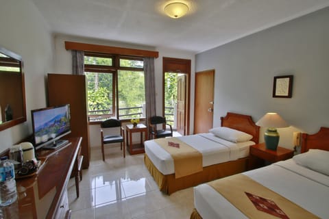 Superior Room | Desk, free WiFi