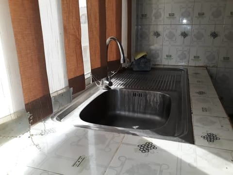 Exclusive Apartment, 2 Double Beds, Non Smoking, Kitchen | Private kitchen | Fridge, microwave, stovetop, electric kettle