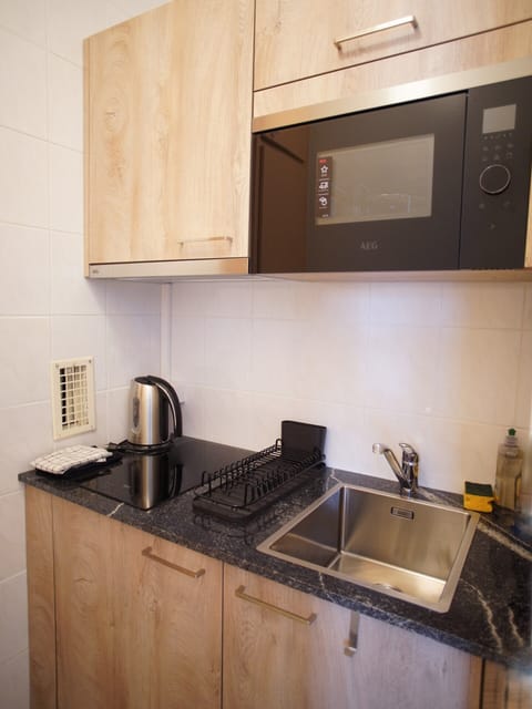 Comfort Studio, Private Bathroom | Private kitchen