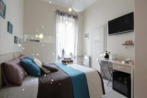 Basic Double Room, 1 Queen Bed | Select Comfort beds, in-room safe, desk, iron/ironing board