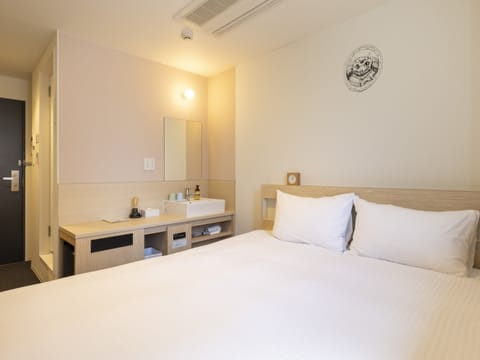 Standard Single Room, 1 Bedroom, Non Smoking | Free WiFi, bed sheets