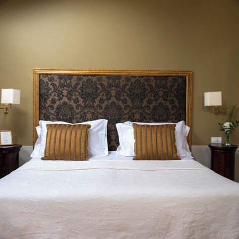 Superior Double Room | Premium bedding, minibar, in-room safe, individually furnished