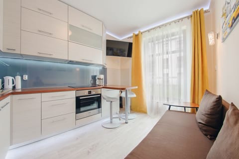 Apartment (Polna 56B/5A) | Private kitchenette | Fridge, stovetop, dishwasher, coffee/tea maker