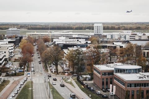 Hypo-allergenic bedding, in-room safe, desk, laptop workspace