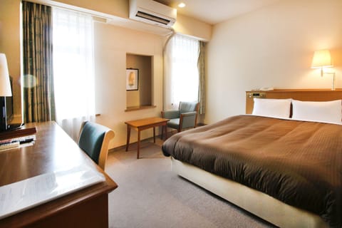 Double Room | Free WiFi, bed sheets