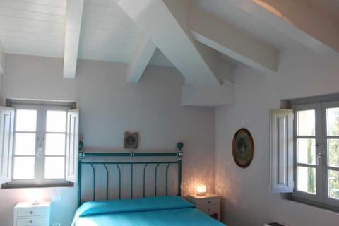 Comfort Apartment, 1 Bedroom, Hill View (Botticelli) | Down comforters, minibar, individually decorated, individually furnished