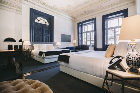 Royal Suite | Premium bedding, minibar, in-room safe, individually decorated