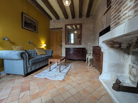 Bedroom 5 | Living area | TV