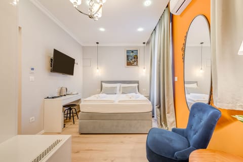 Deluxe Double Room | Individually decorated, individually furnished, laptop workspace