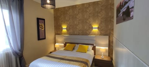 Comfort Double Room | Desk, cribs/infant beds, rollaway beds, free WiFi