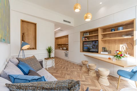 Design Apartment (A) | Living area | Smart TV, Netflix